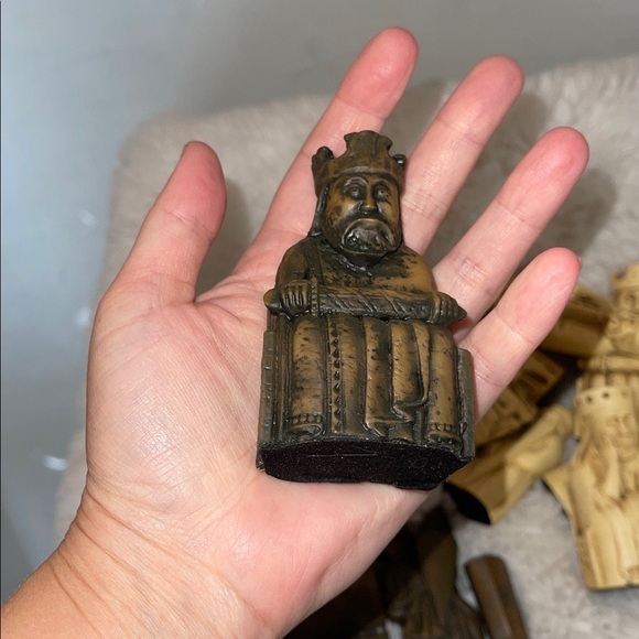 Never used but meant to look vintage Chess Piece Set in Brown and Cream - Picture 4 of 8